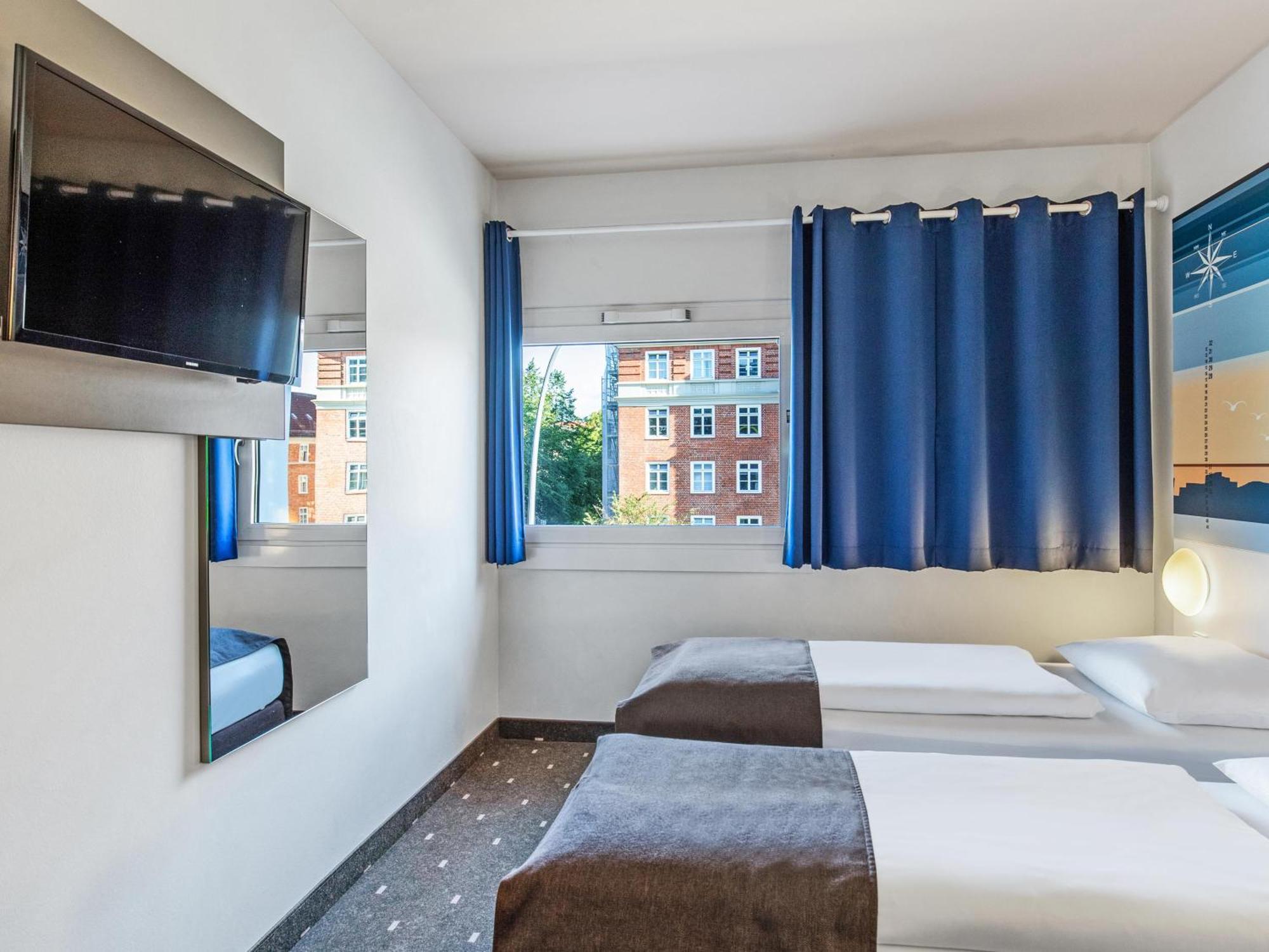 B&B Hotel Hamburg-Altona Exterior photo