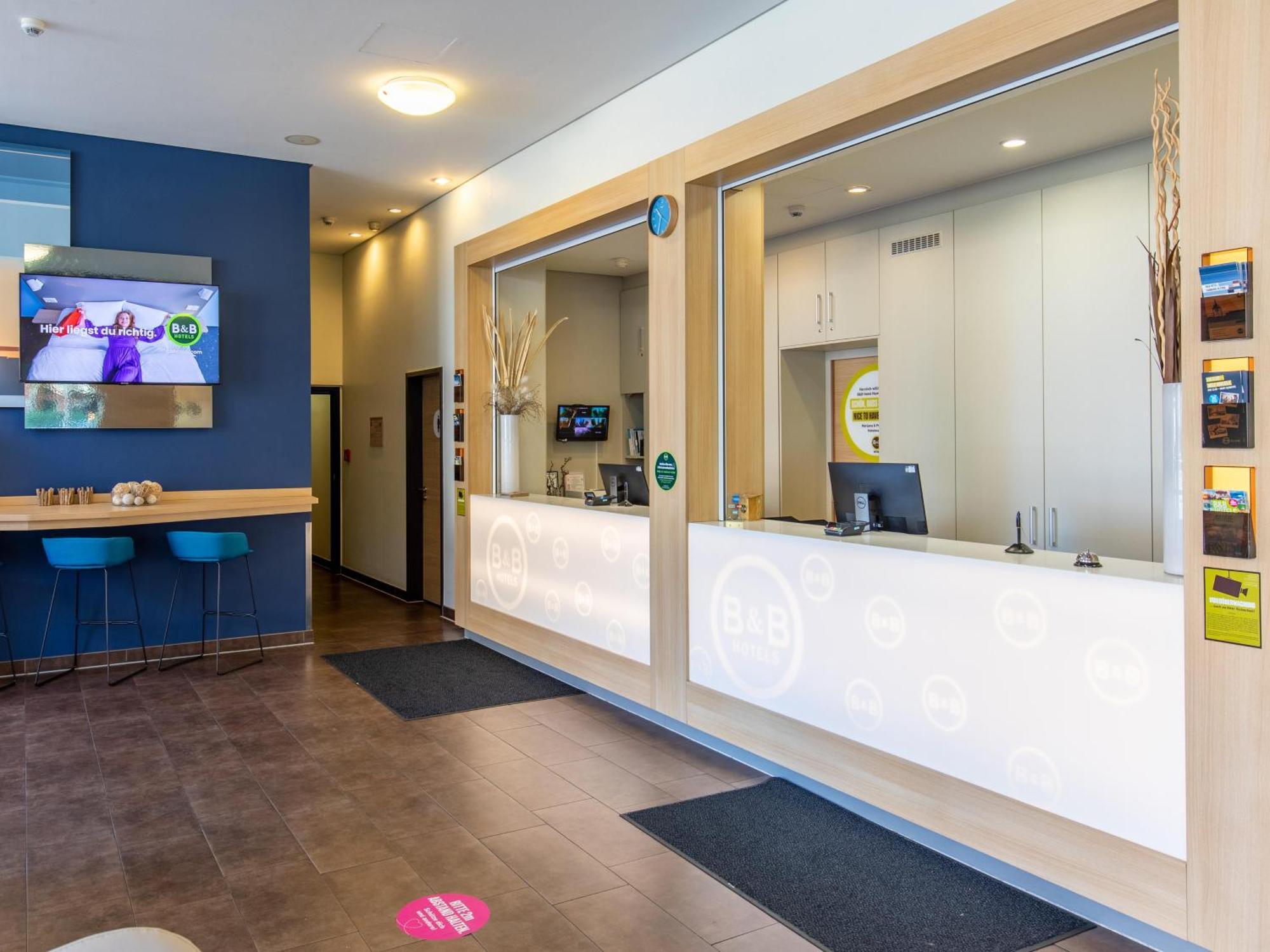 B&B Hotel Hamburg-Altona Exterior photo